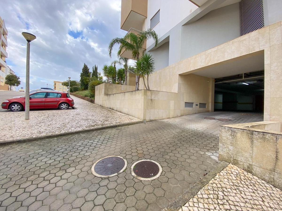 Luxury Condominium Apartment With Swimming Pool #1903 라고스 외부 사진