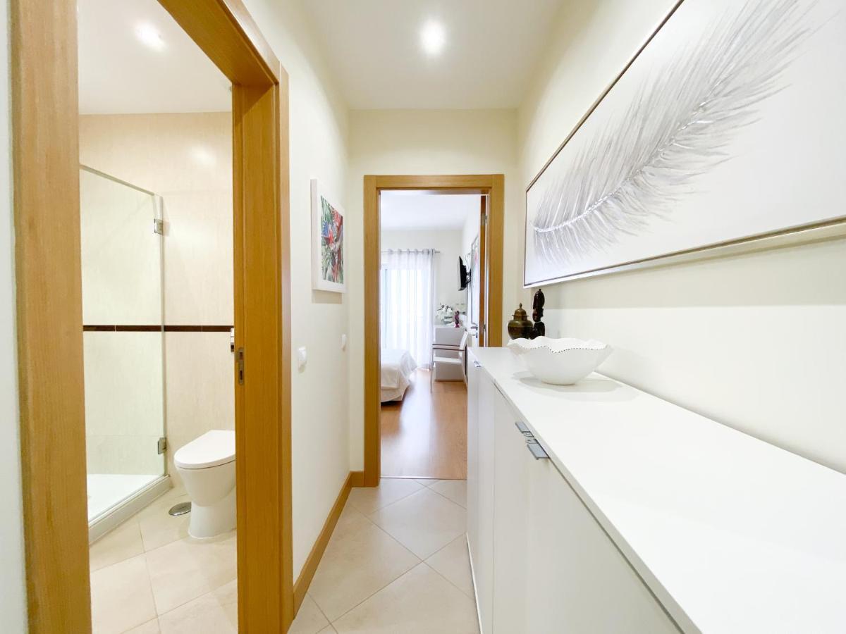 Luxury Condominium Apartment With Swimming Pool #1903 라고스 외부 사진