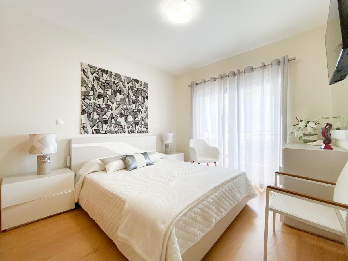Luxury Condominium Apartment With Swimming Pool #1903 라고스 외부 사진
